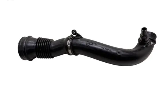 Volvo V70 Intercooler hose/pipe 30714480