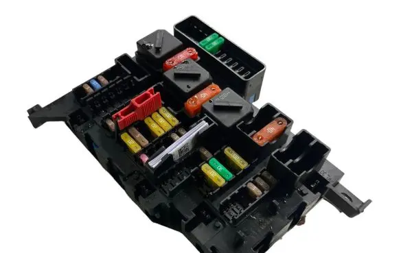 Mini One - Cooper F56 F55 Fuse module 9270355 R0TA910116 180410