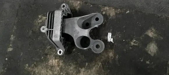 Opel Insignia B Engine mount vacuum valve 39238560