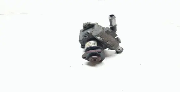 BMW X1 E84 Power steering pump 6780459