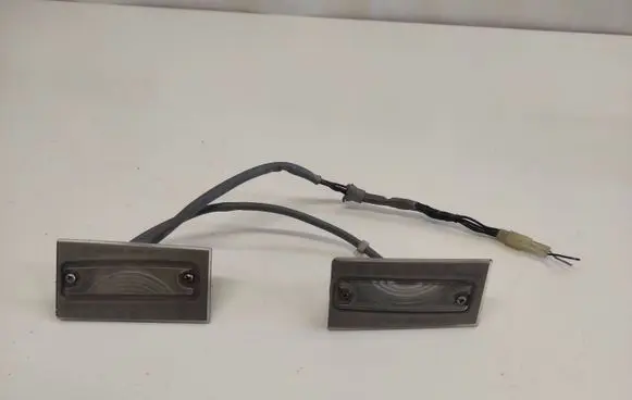 Subaru Outback Number plate light