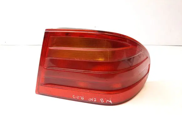 Mercedes-Benz E W210 Rear/tail lights A2108204464