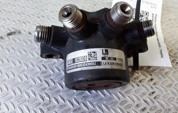 Ford Focus Fuel main line pipe 4M5Q9D280DB