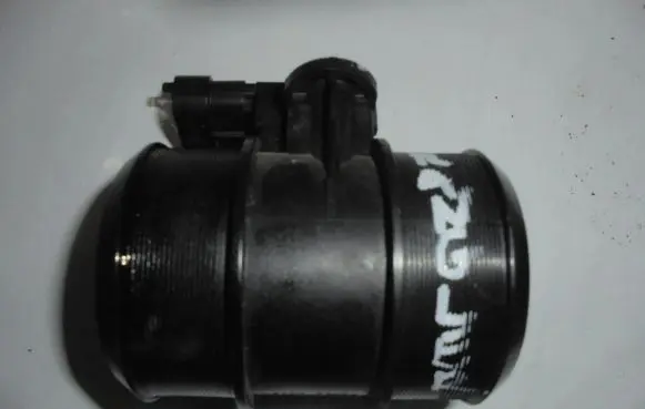 Jeep Wrangler Mass air flow meter 0281006076