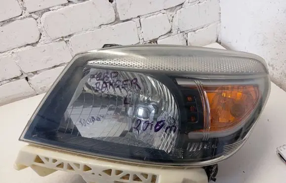 Headlight/headlamp