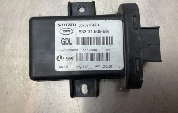 Volvo V70 Light module LCM 30782784AB 532275855 63331909991