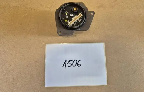 Lexus RX V LED ballast control module 10029723CP