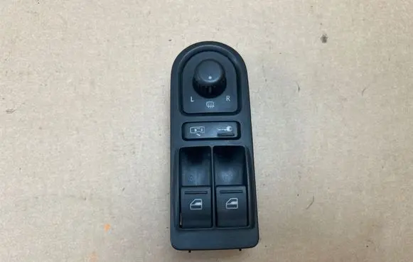 Volkswagen Transporter - Caravelle T5 Electric window control switch 7H5959539