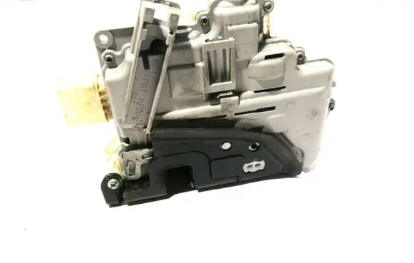 Audi Q7 4L Front door lock 3C2837016A