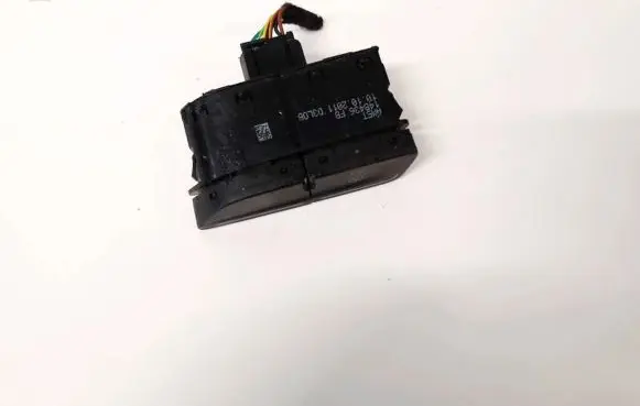 Ford Focus Other switches/knobs/shifts am5t14b436fb