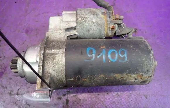 Volkswagen Golf IV Starter motor STX200003