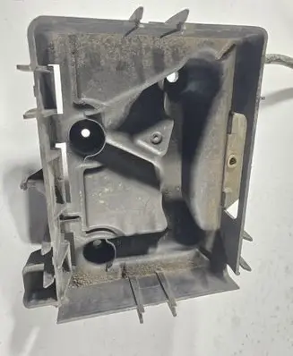 Volkswagen Polo IV 9N3 Battery box tray 