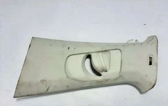 (B) pillar trim (bottom)