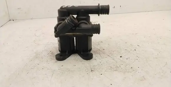 BMW 5 E34 Coolant heater control valve 1147412042