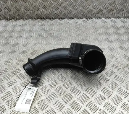 Volvo V70 Intake resonator 31293547