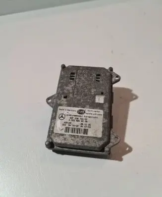 Mercedes-Benz E W211 Headlight ballast module Xenon A0028206026 5DF00870400