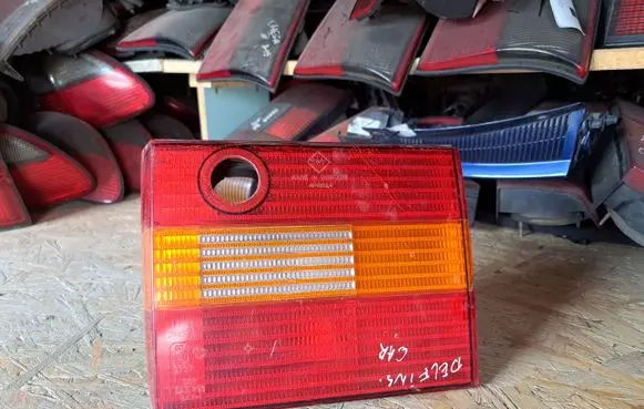 Volkswagen PASSAT B4 Tailgate rear/tail lights 3A9945108