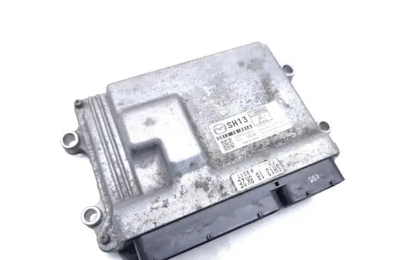 Mazda 3 III Engine control unit/module SH1318881A 2757005613
