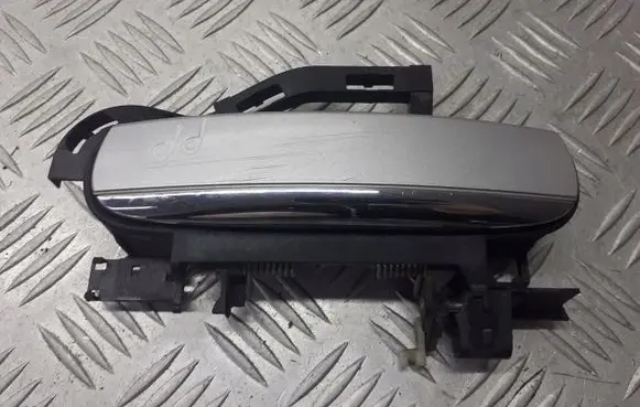 Audi A6 S6 C6 4F Front door exterior handle/bracket 4F0837886