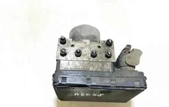 Toyota Corolla Verso E121 ABS Pump 4451013070 44510-13070