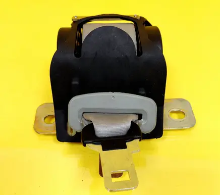 Renault Scenic I Rear seatbelt A504452