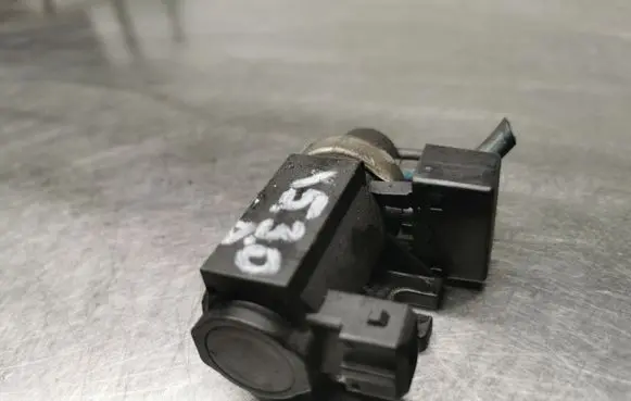 BMW X5 E53 Turbo solenoid valve