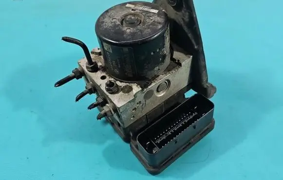 Volkswagen Scirocco ABS Pump 1K0614517CB IMPRK1571103