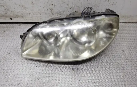 Fiat Punto (176) Headlight/headlamp A385
