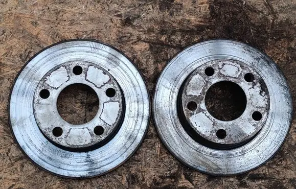 Volkswagen PASSAT B5.5 Rear brake disc
