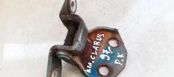 KIA Clarus Front door upper hinge