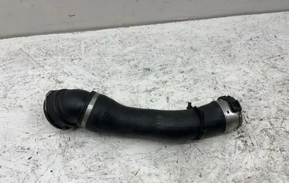BMW 5 E60 E61 Intercooler hose/pipe 7803747 11279410