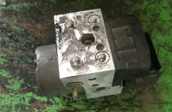 Audi A4 S4 B5 8D ABS Pump