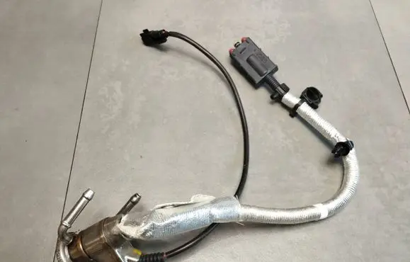 Volkswagen Amarok II AdBlue injector MB3G5J281BC 0444025146