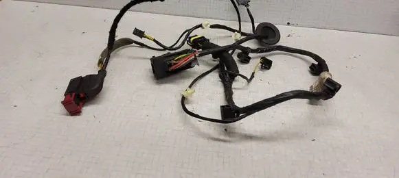 Opel Zafira B Front door wiring loom 13158701