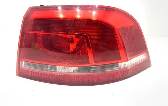 Volkswagen PASSAT B7 Rear/tail lights 3AF945096E