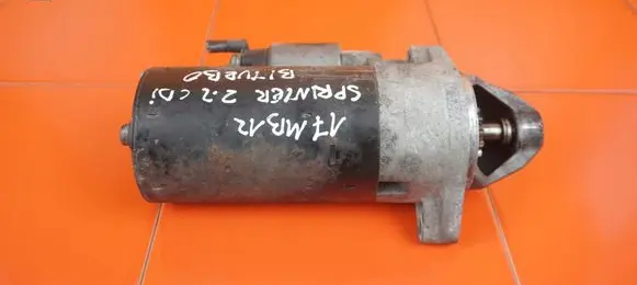 Mercedes-Benz Sprinter W906 Starter motor 651955 17MB12