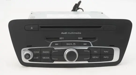 Audi Q3 8U Radio/CD/DVD/GPS head unit 8U0035193C
