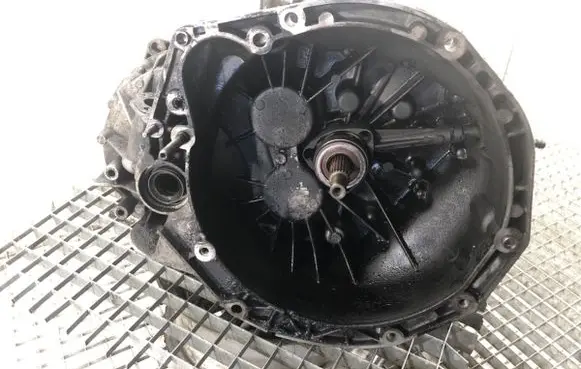 Renault Espace IV Manual 5 speed gearbox 8200183331