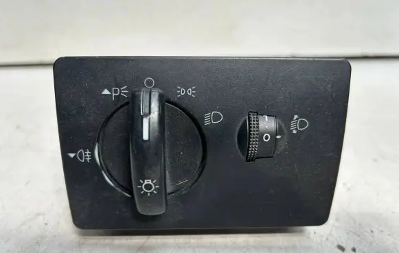 Ford Focus Light switch 4M5T13A024EA