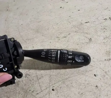 Toyota Corolla Verso AR10 Wiper control stalk 173647