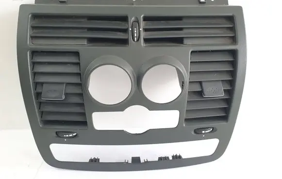 Mercedes-Benz Vito Viano W639 Dash center air vent grill A6396800007
