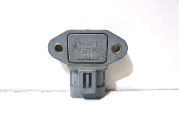 Nissan Almera N16 Ignition amplifier control unit 84988A