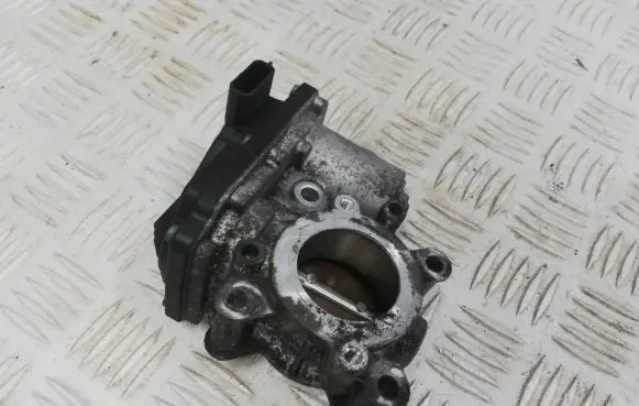 Renault Twingo III Throttle valve 161208729r A2C37725700