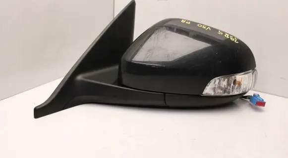 Volvo V50 Front door electric wing mirror 