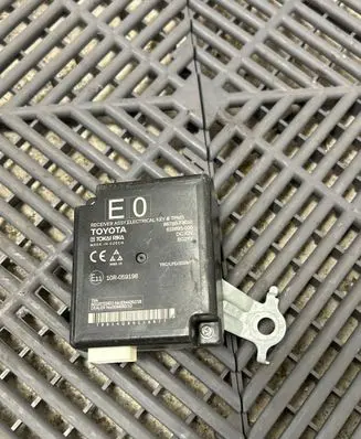 Keyless (KESSY) go control unit/module