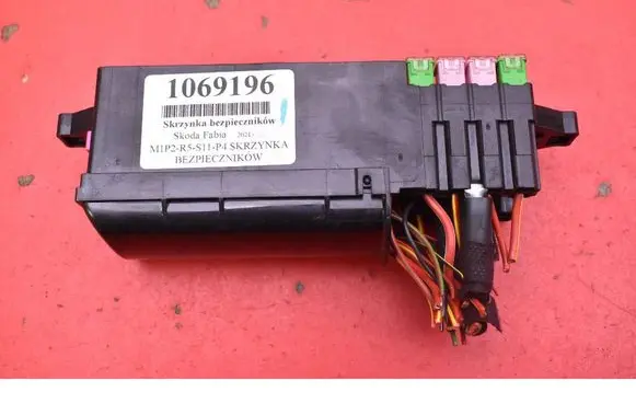 Skoda Fabia Mk1 (6Y) Fuse box set 6C0937615A