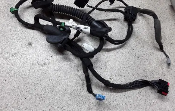 Land Rover Evoque I Rear door wiring loom