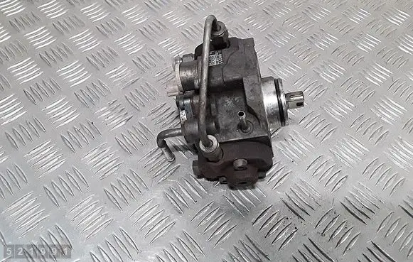 Toyota Corolla Verso E121 Fuel injection high pressure pump 221000R011