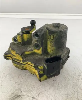 Audi A8 S8 D3 4E Intake manifold valve actuator/motor 2900309541 059129036