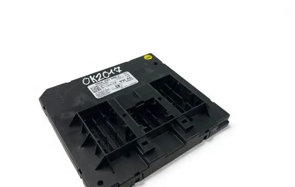 Volkswagen Golf VIII Central body control module 5WA937086E